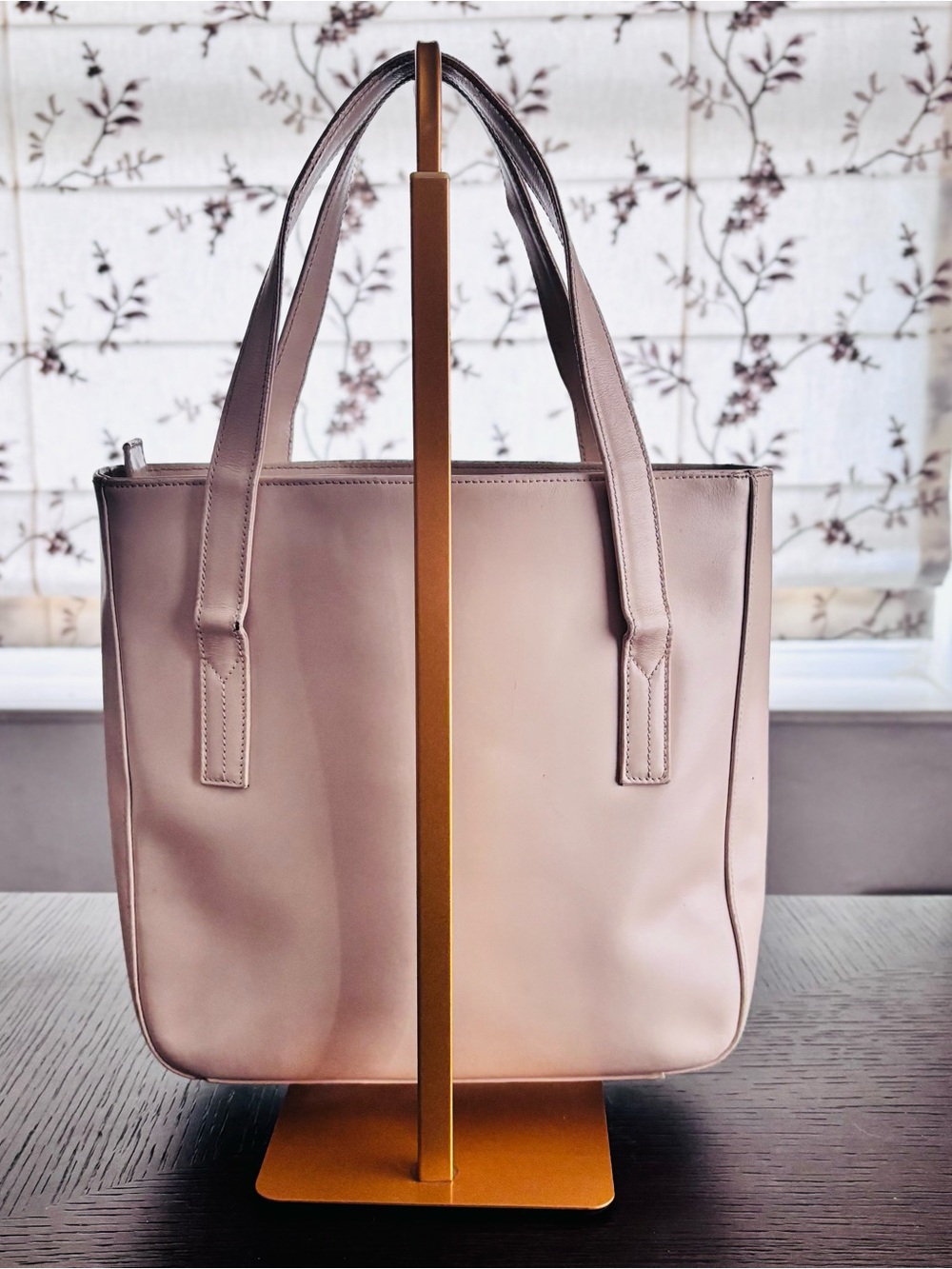 🤍 Paloma Picasso Cream Leather Mini Tote 🤍 - Picture 5 of 16
